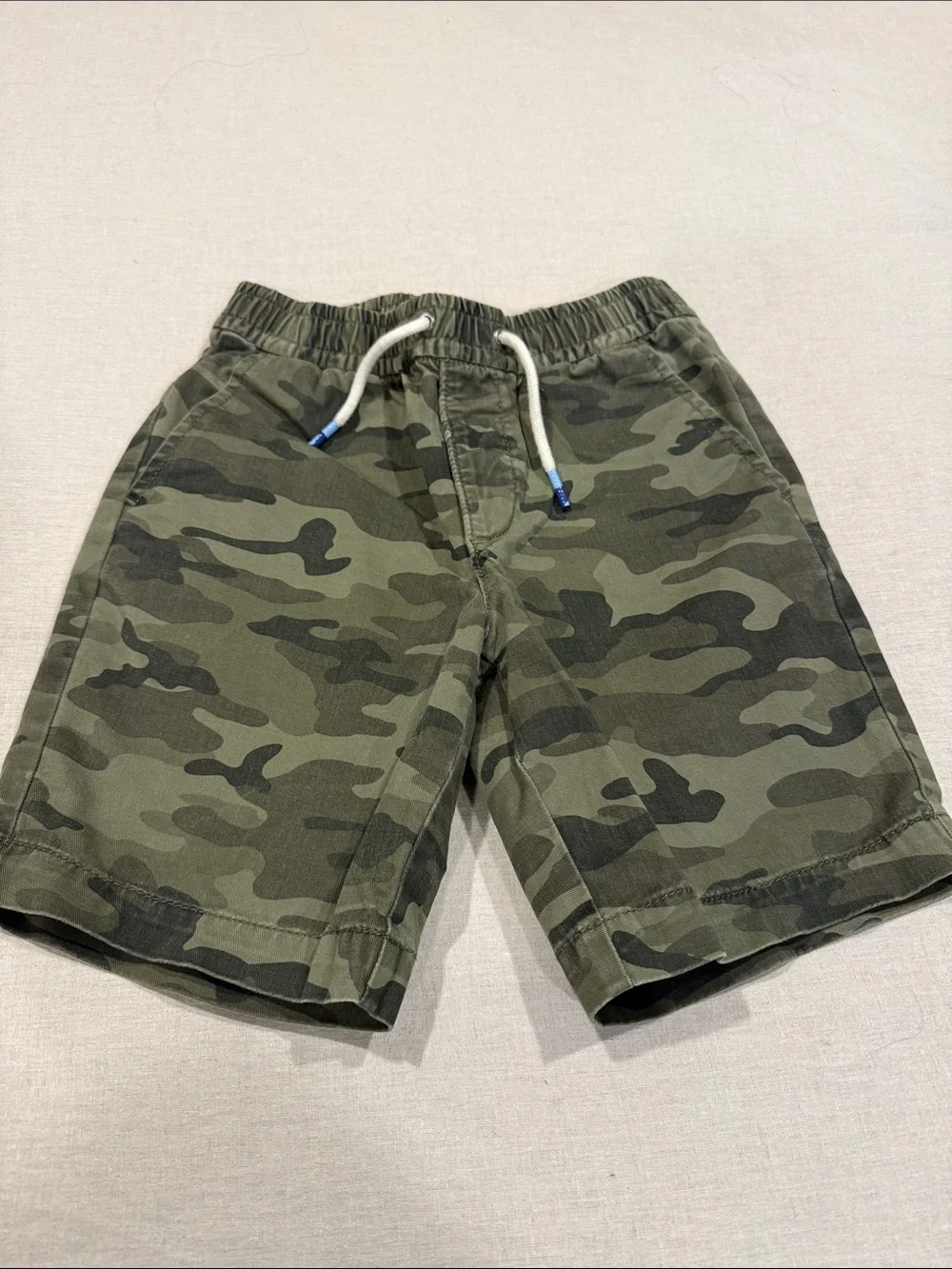GAP Camo Pull-On Shorts in Olive Green